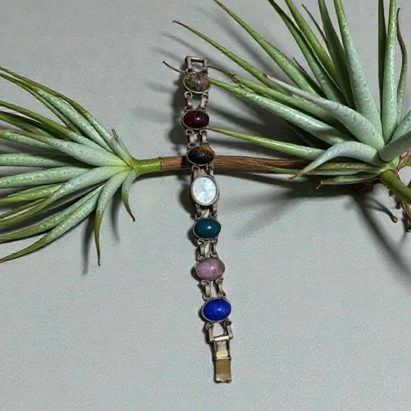 Pedre Accessories - Antique 1950’s Pedre Egyptian Scarab Winding Watch